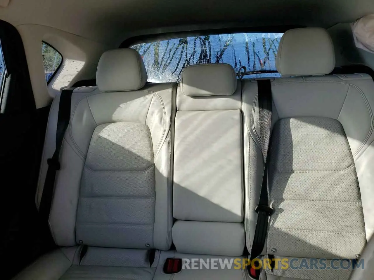 10 fotografías del automóvil dañado JM3KFBCM5M1484465 MAZDA CX-5 2021