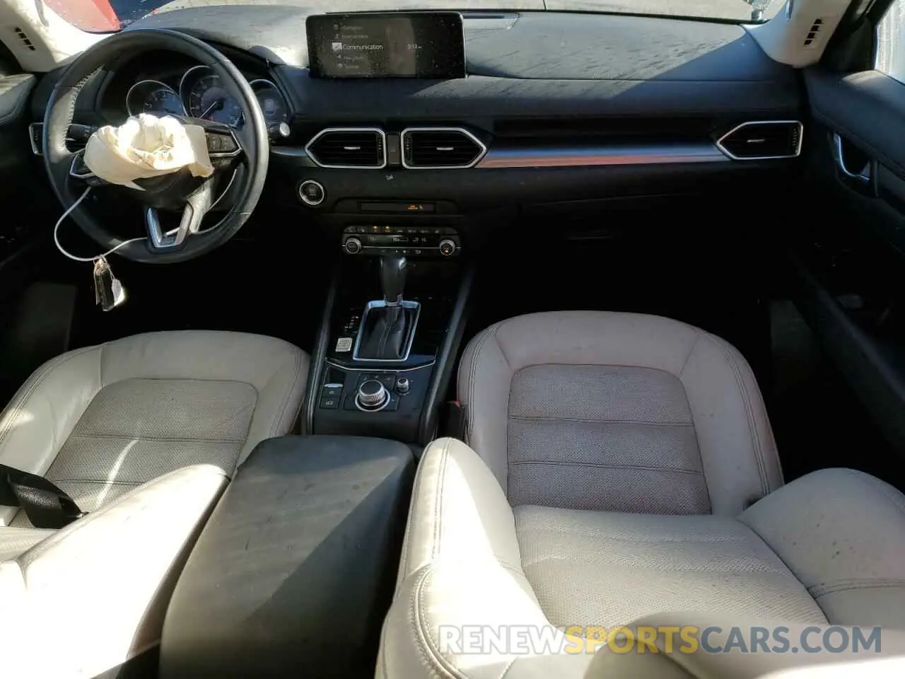 8 fotografías del automóvil dañado JM3KFBCM5M1484465 MAZDA CX-5 2021