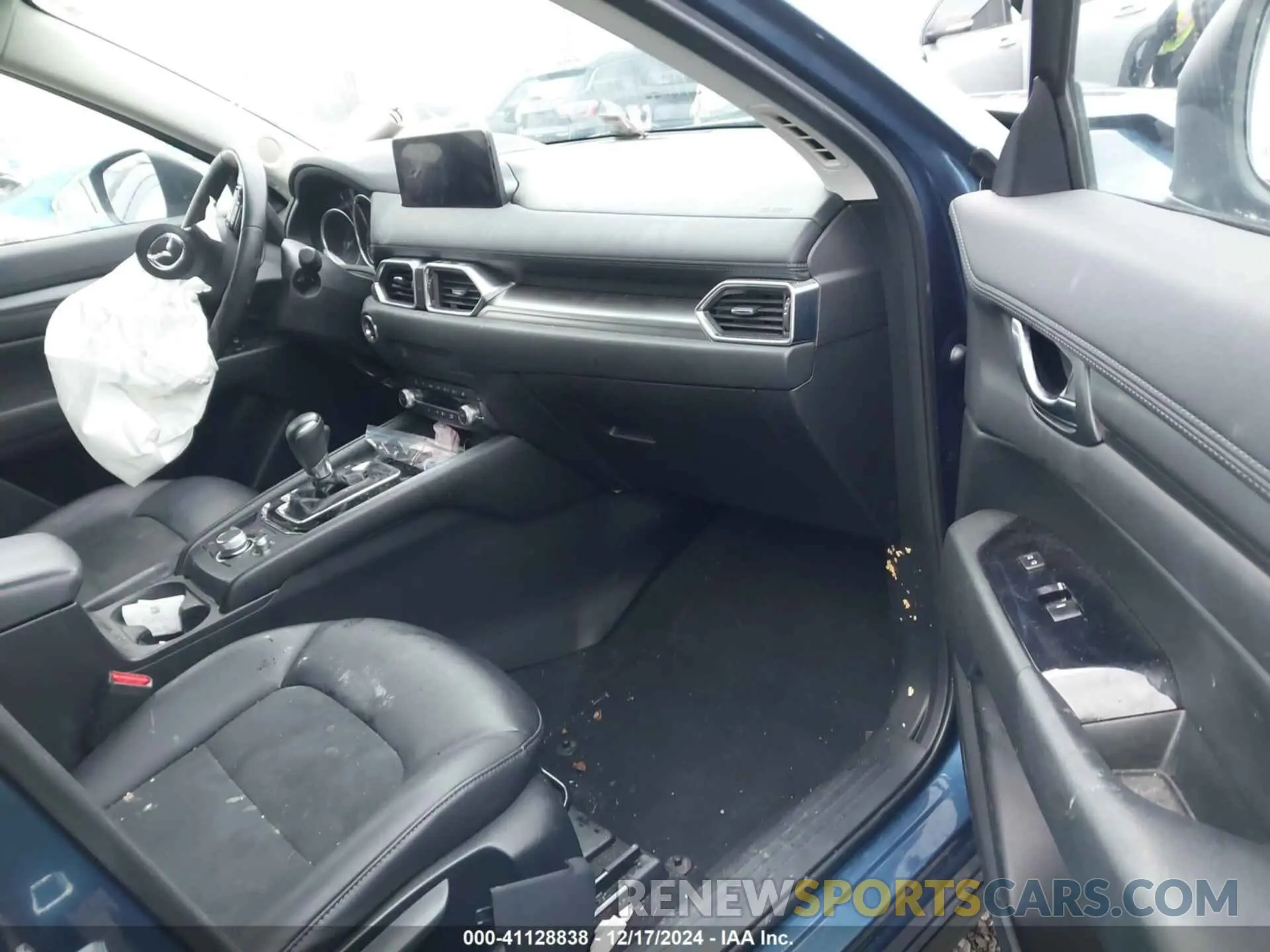 5 fotografías del automóvil dañado JM3KFBCM7M0369503 MAZDA CX-5 2021