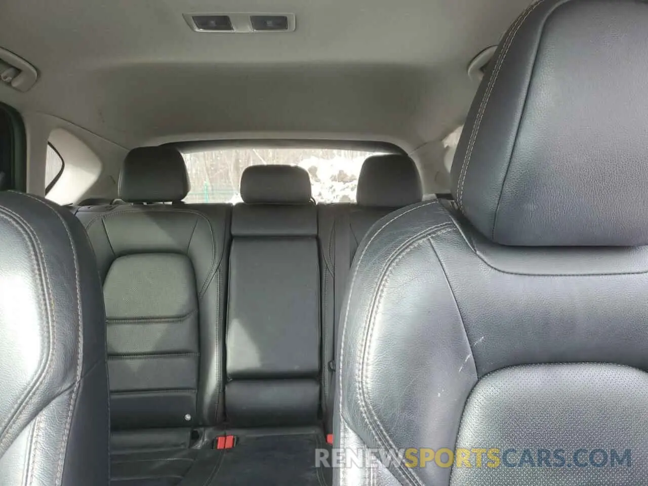 10 fotografías del automóvil dañado JM3KFBCM7M0411099 MAZDA CX-5 2021