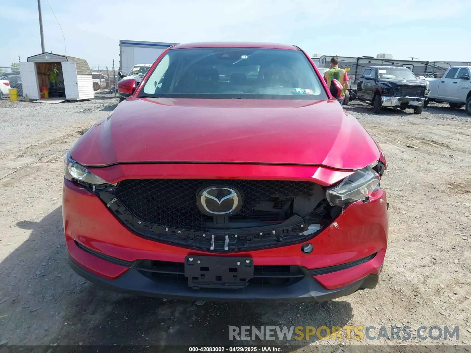12 fotografías del automóvil dañado JM3KFBCM7M0438738 MAZDA CX-5 2021