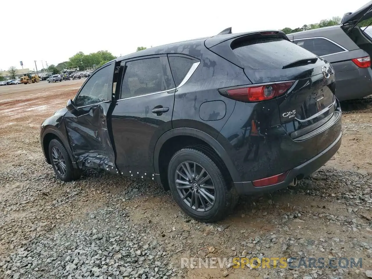 2 fotografías del automóvil dañado JM3KFBCM7M0486210 MAZDA CX-5 2021
