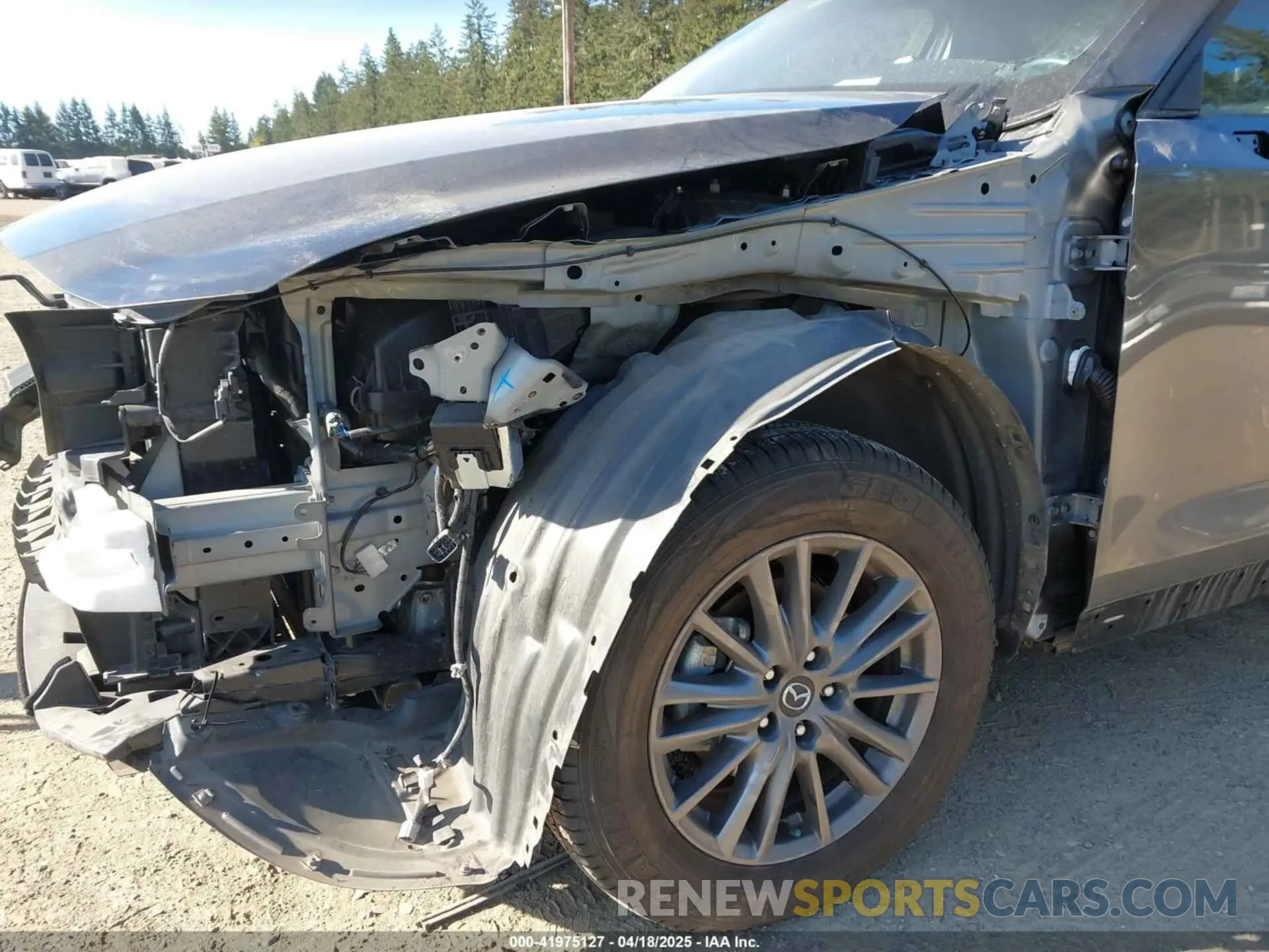 6 fotografías del automóvil dañado JM3KFBCM7M1370676 MAZDA CX-5 2021