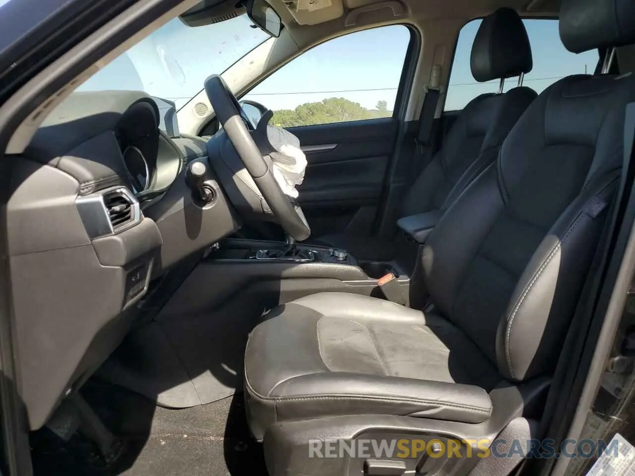 7 fotografías del automóvil dañado JM3KFBCM7M1485875 MAZDA CX-5 2021