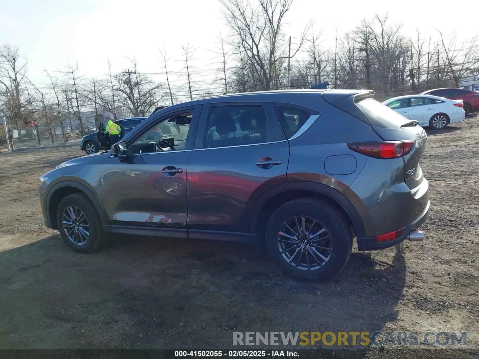 14 fotografías del automóvil dañado JM3KFBCM8M0310623 MAZDA CX-5 2021