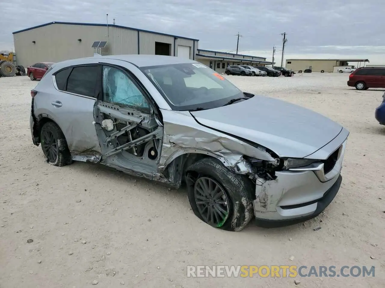 4 fotografías del automóvil dañado JM3KFBCM8M0360034 MAZDA CX-5 2021