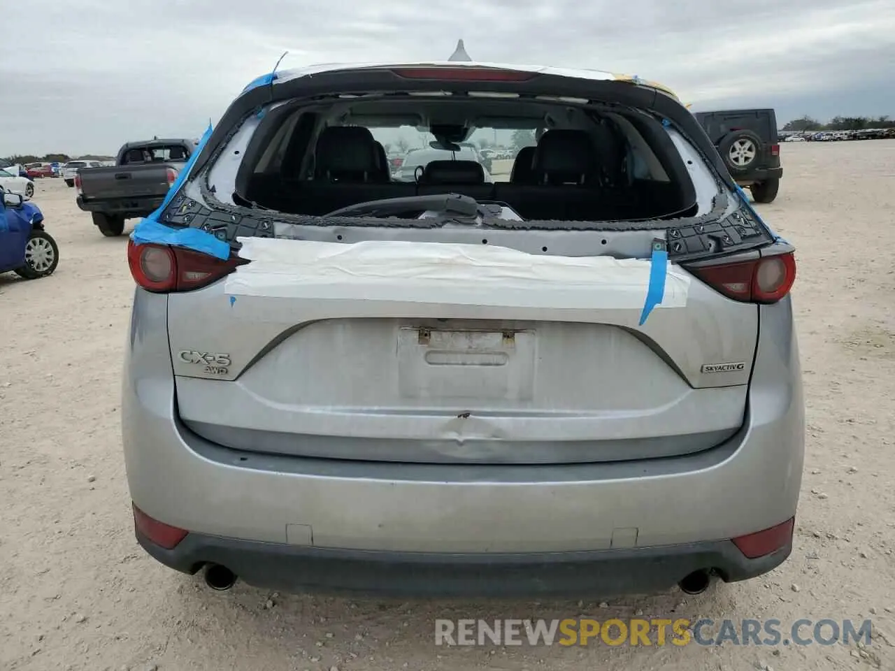 6 fotografías del automóvil dañado JM3KFBCM8M0360034 MAZDA CX-5 2021