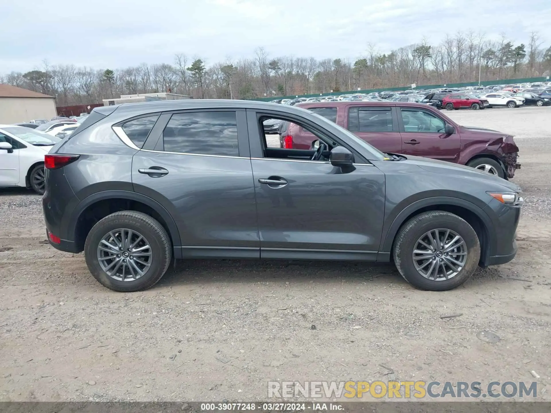 13 fotografías del automóvil dañado JM3KFBCM8M0492145 MAZDA CX-5 2021