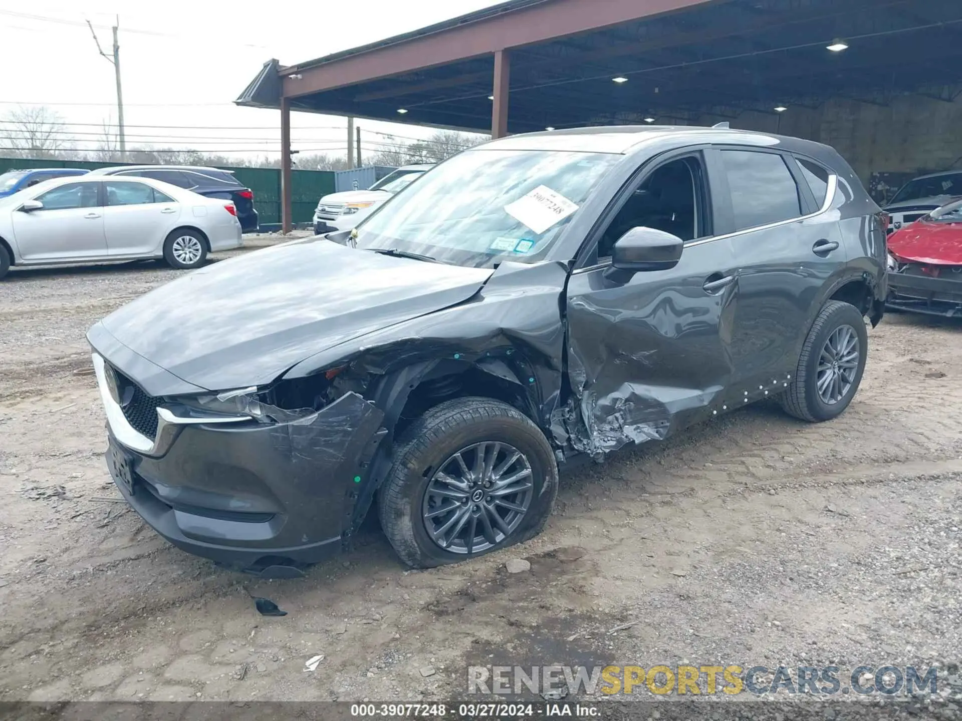 2 fotografías del automóvil dañado JM3KFBCM8M0492145 MAZDA CX-5 2021