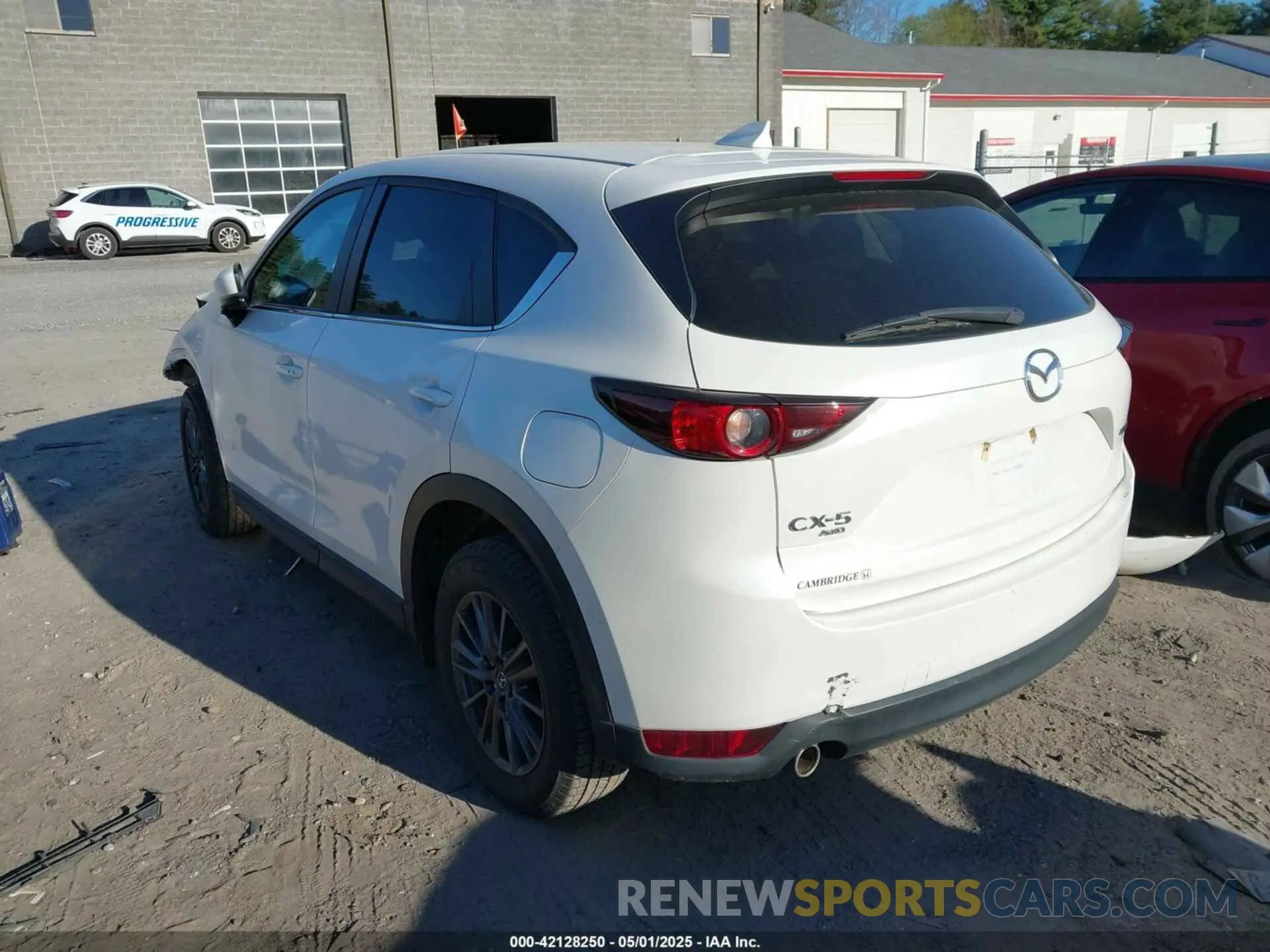 3 fotografías del automóvil dañado JM3KFBCM8M1312298 MAZDA CX-5 2021