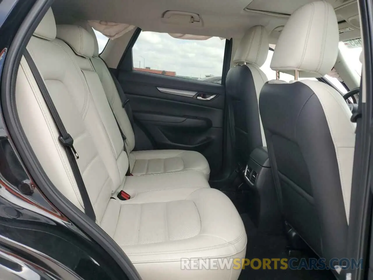 11 fotografías del automóvil dañado JM3KFBCM8M1436782 MAZDA CX-5 2021