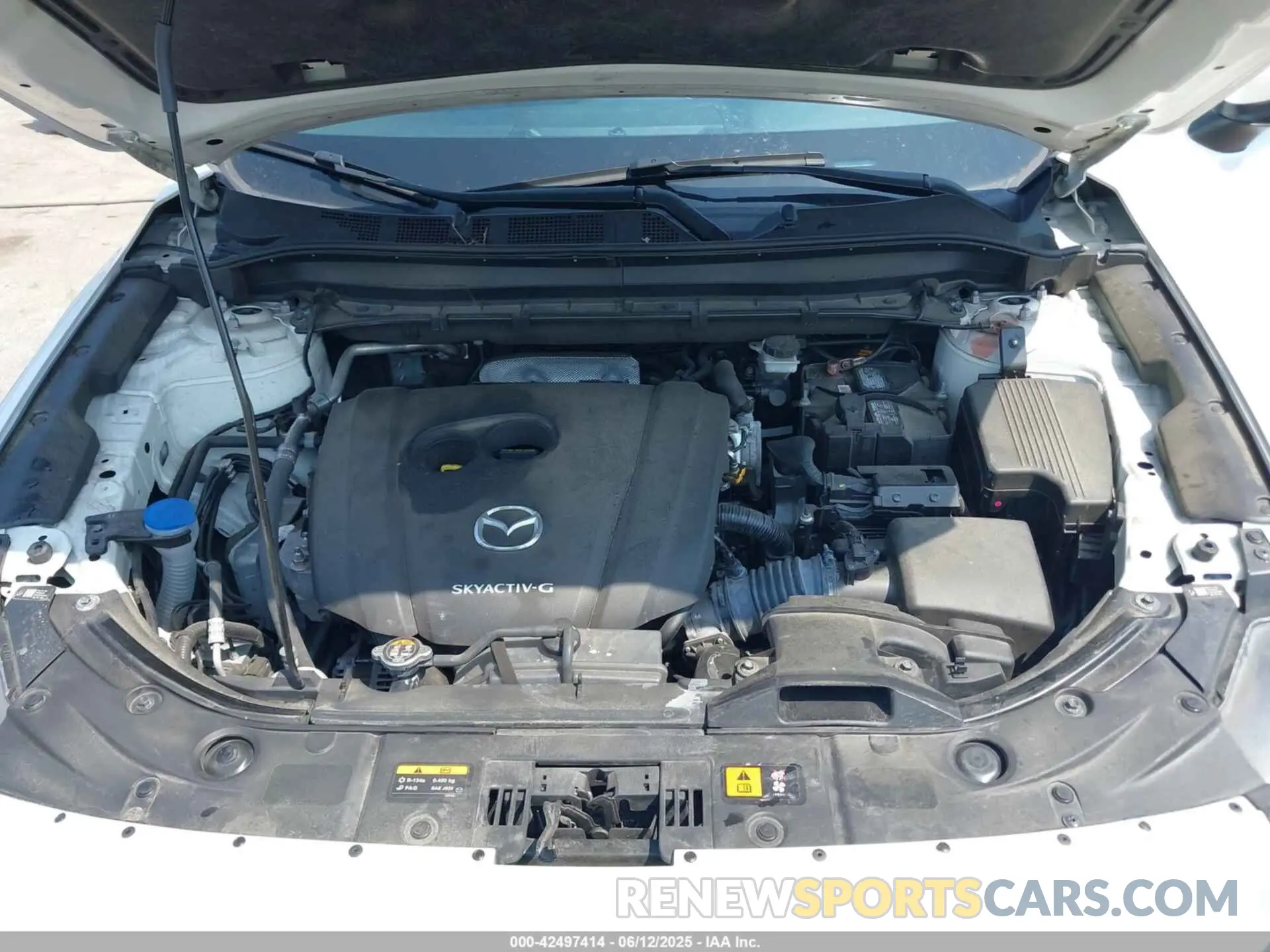 10 fotografías del automóvil dañado JM3KFBCMXM0404003 MAZDA CX-5 2021