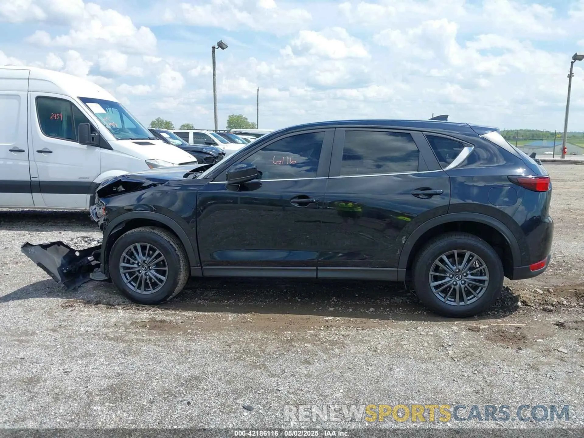 14 fotografías del automóvil dañado JM3KFBCMXM0410934 MAZDA CX-5 2021