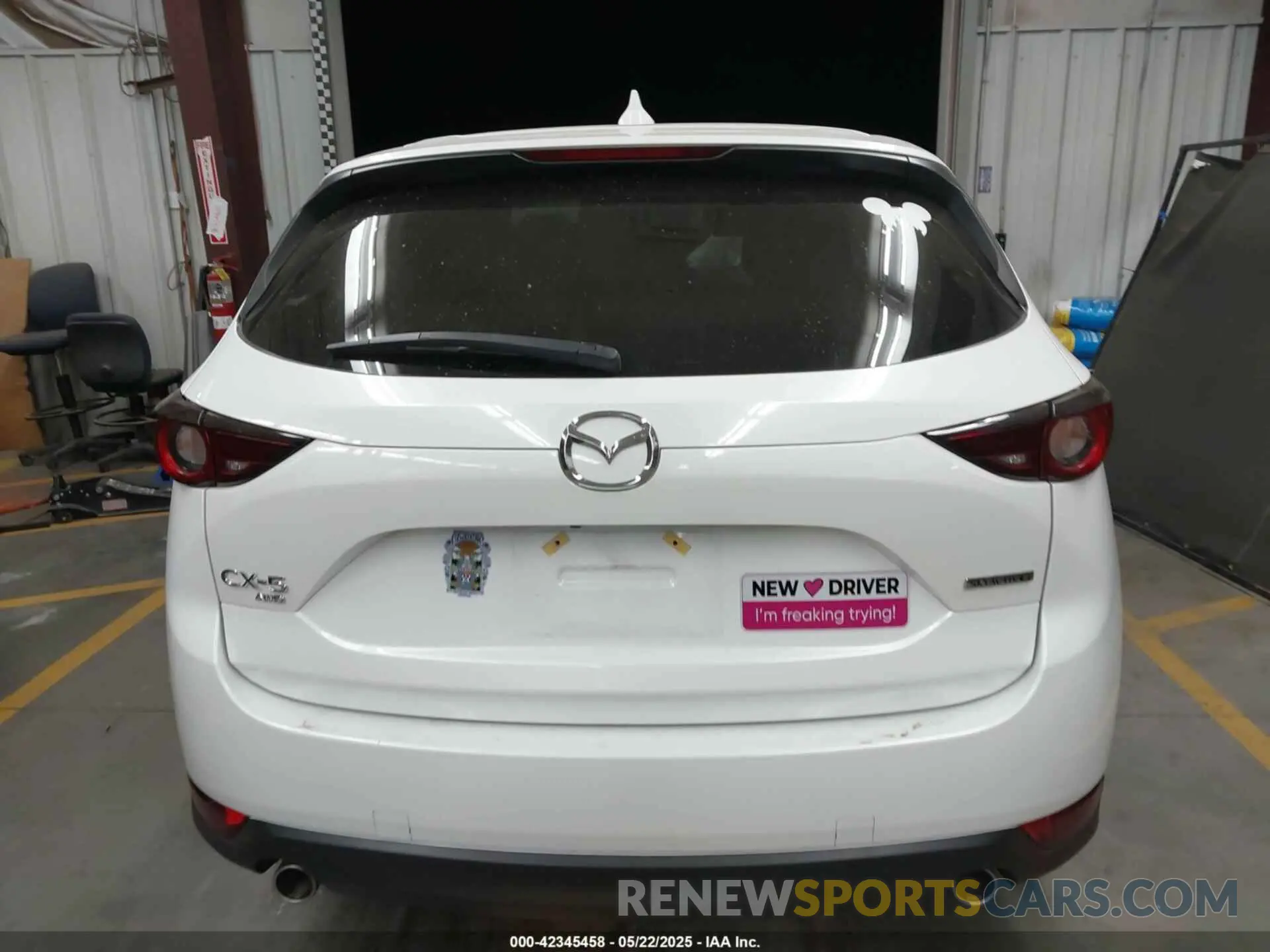 16 fotografías del automóvil dañado JM3KFBCMXM0486492 MAZDA CX-5 2021