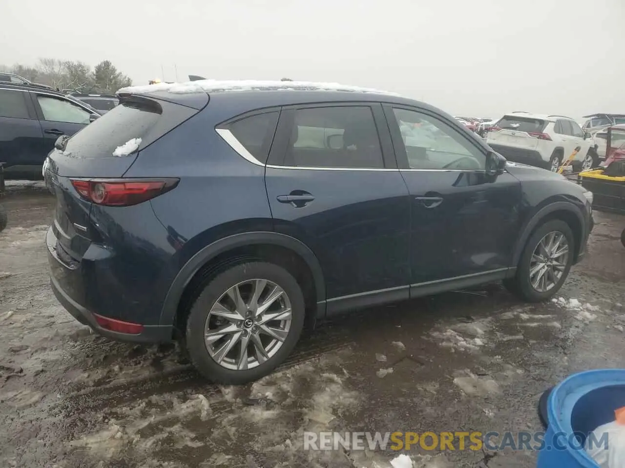 3 fotografías del automóvil dañado JM3KFBDM0M0391325 MAZDA CX-5 2021