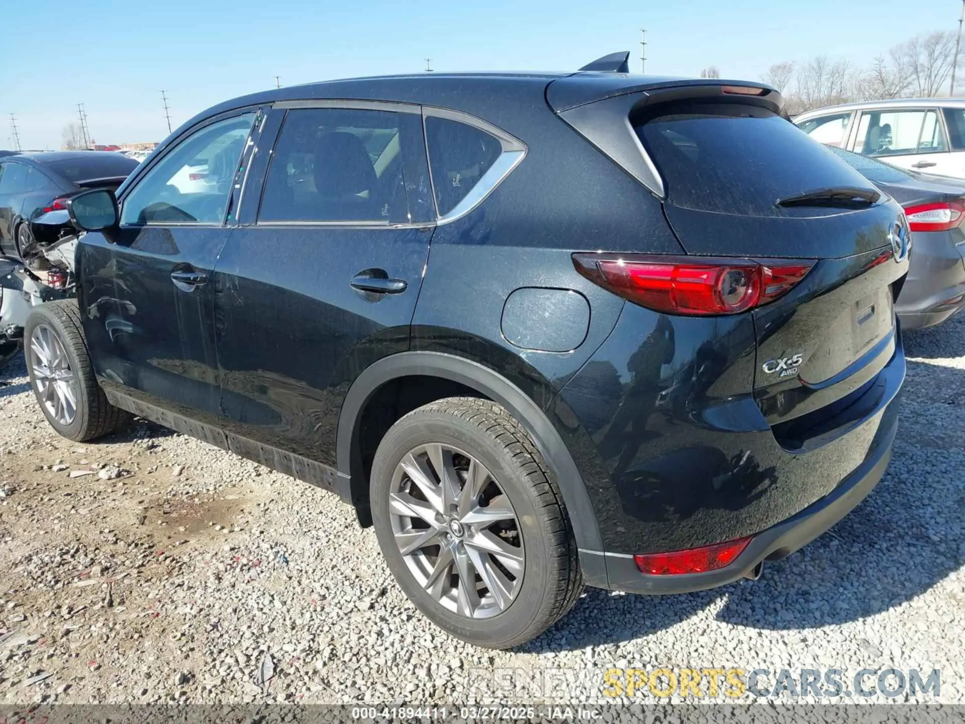3 fotografías del automóvil dañado JM3KFBDM0M0468081 MAZDA CX-5 2021