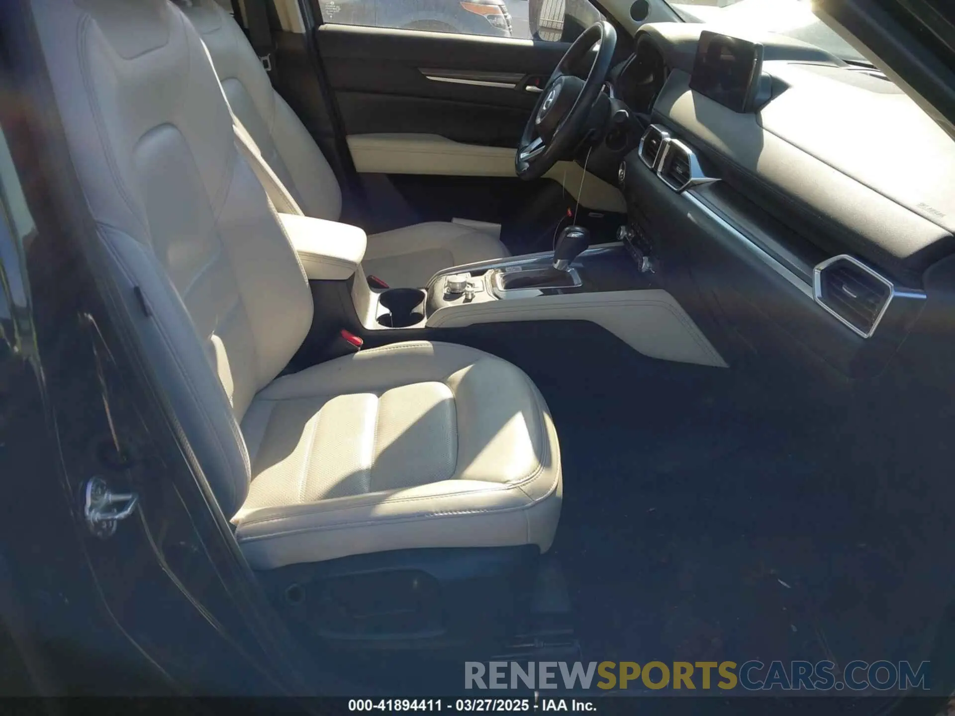 5 fotografías del automóvil dañado JM3KFBDM0M0468081 MAZDA CX-5 2021