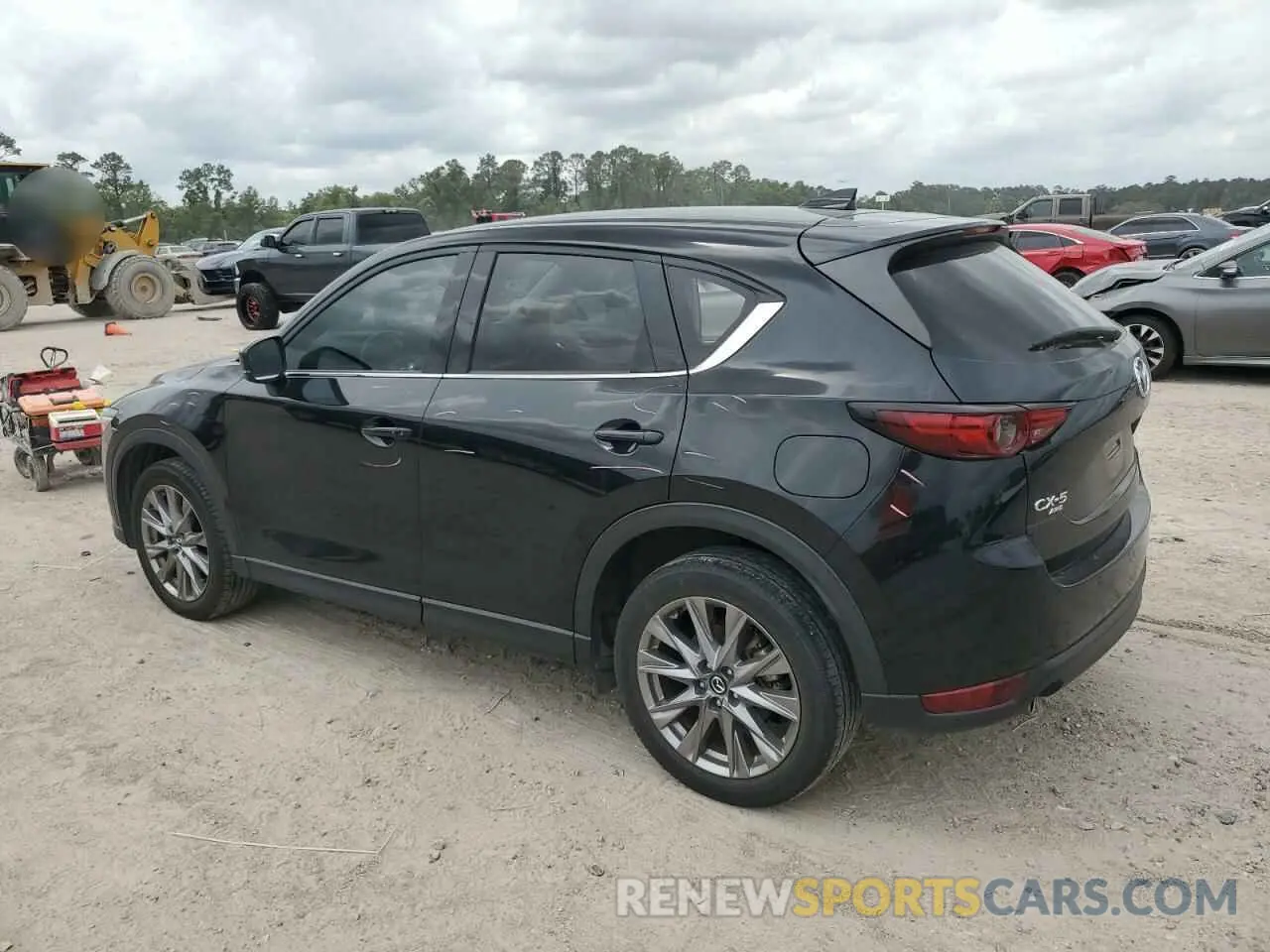 2 fotografías del automóvil dañado JM3KFBDM0M1398172 MAZDA CX-5 2021