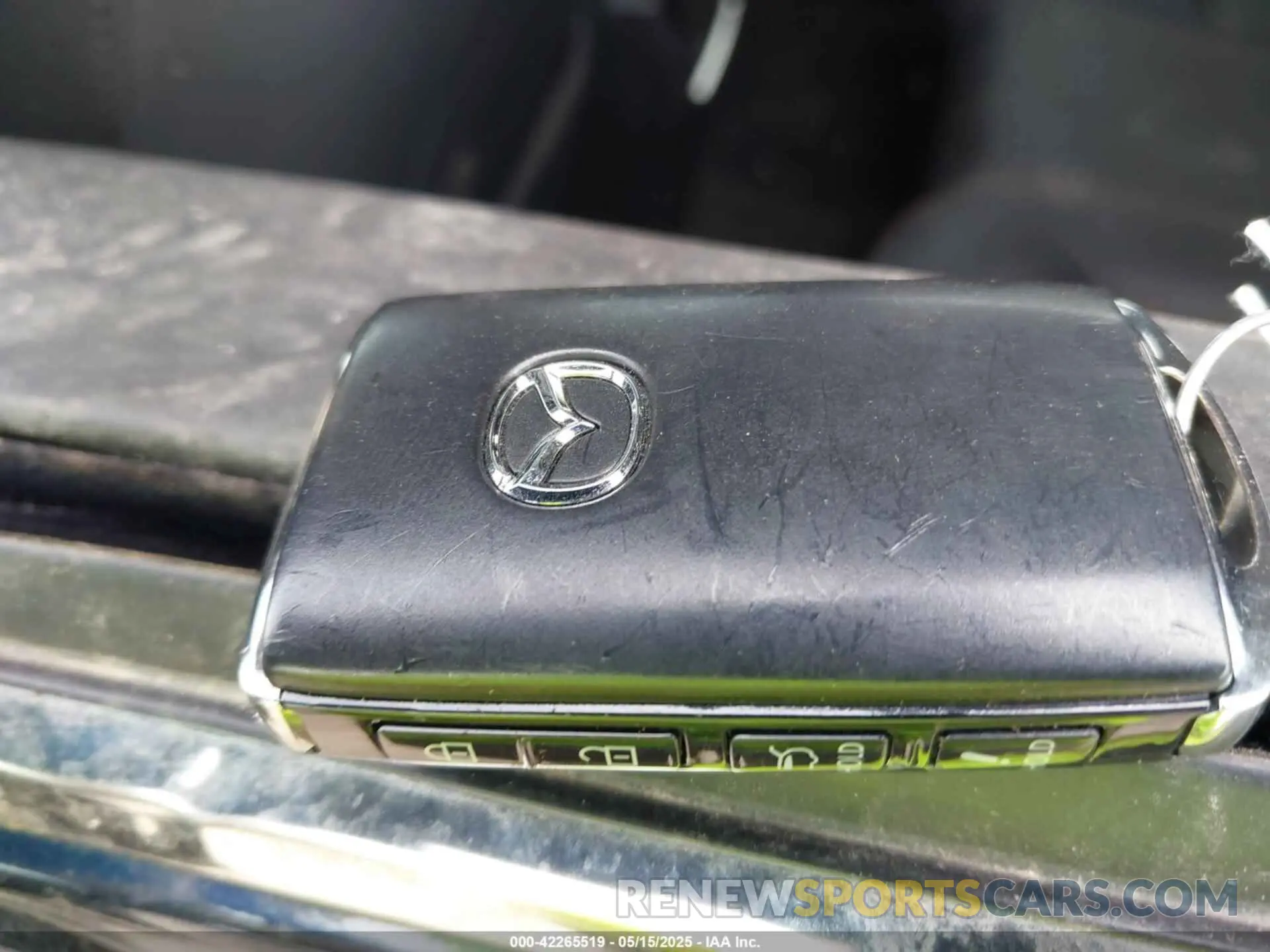 11 fotografías del automóvil dañado JM3KFBDM1M1380490 MAZDA CX-5 2021