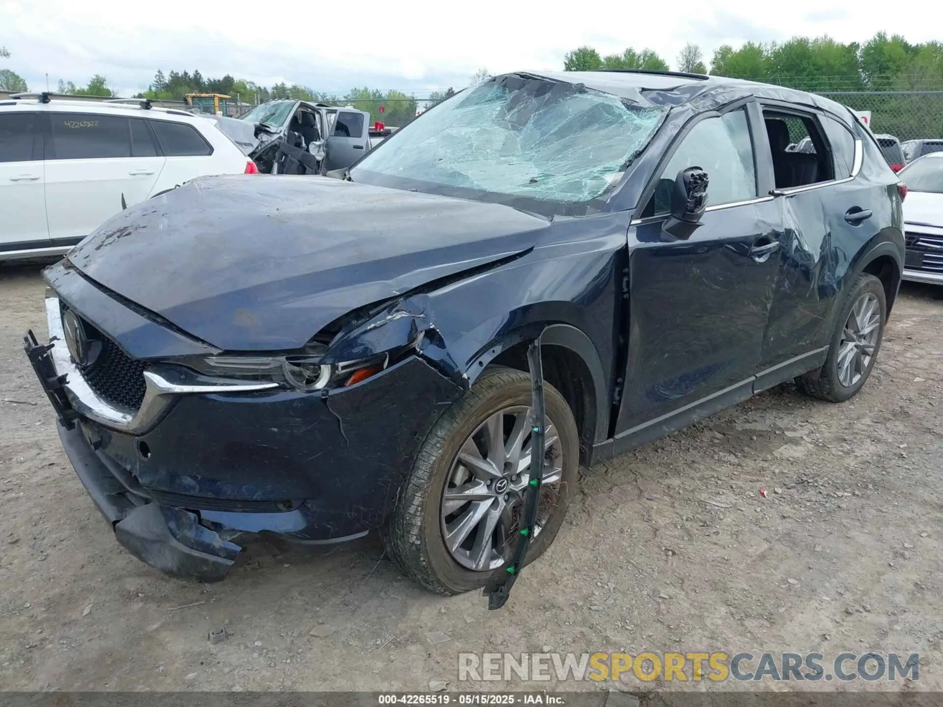 2 fotografías del automóvil dañado JM3KFBDM1M1380490 MAZDA CX-5 2021