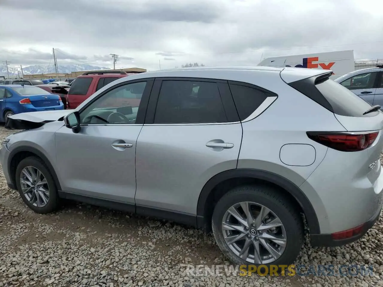 2 fotografías del automóvil dañado JM3KFBDM1M1403699 MAZDA CX-5 2021