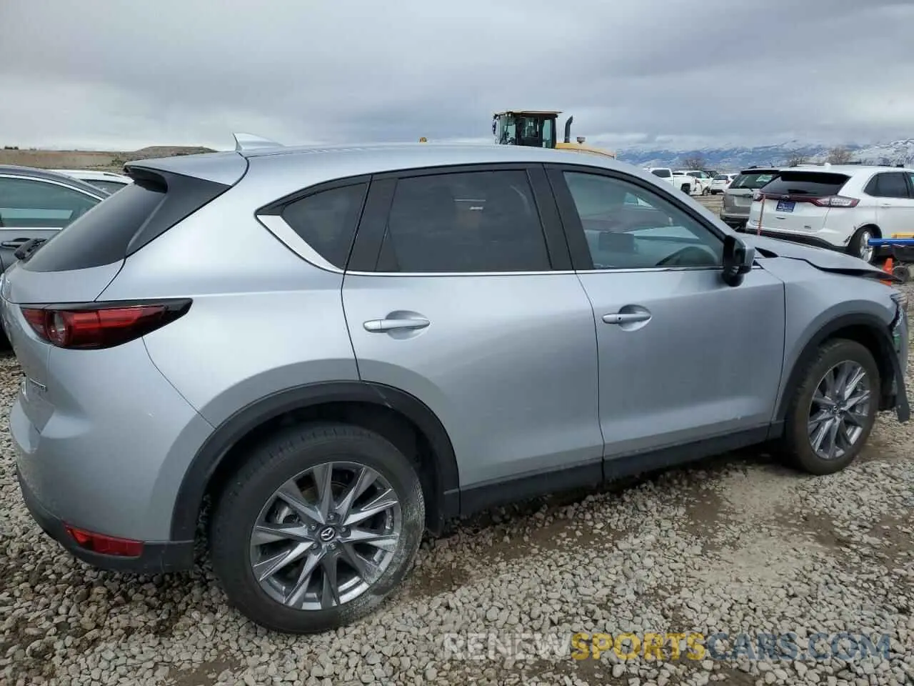 3 fotografías del automóvil dañado JM3KFBDM1M1403699 MAZDA CX-5 2021