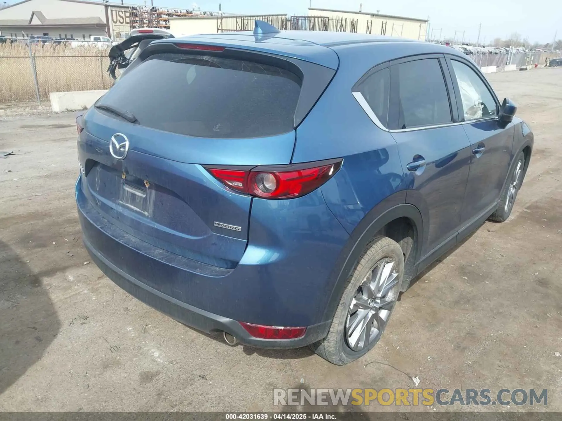 4 fotografías del automóvil dañado JM3KFBDM2M0406259 MAZDA CX-5 2021