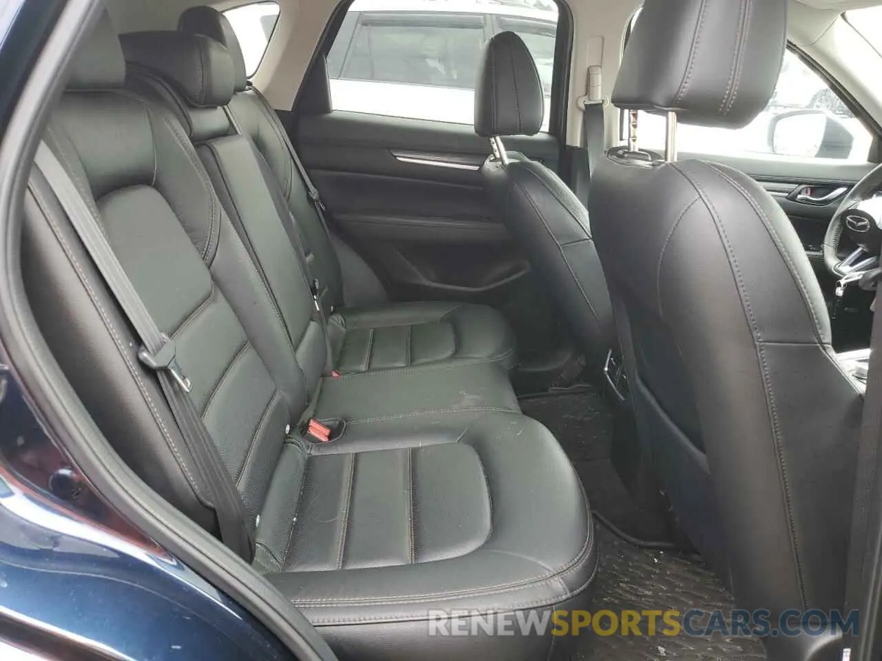 11 fotografías del automóvil dañado JM3KFBDM2M0471094 MAZDA CX-5 2021