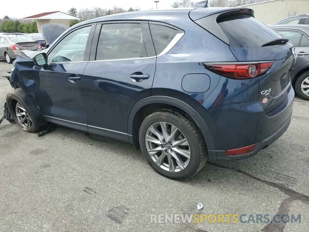 2 fotografías del automóvil dañado JM3KFBDM2M0471094 MAZDA CX-5 2021