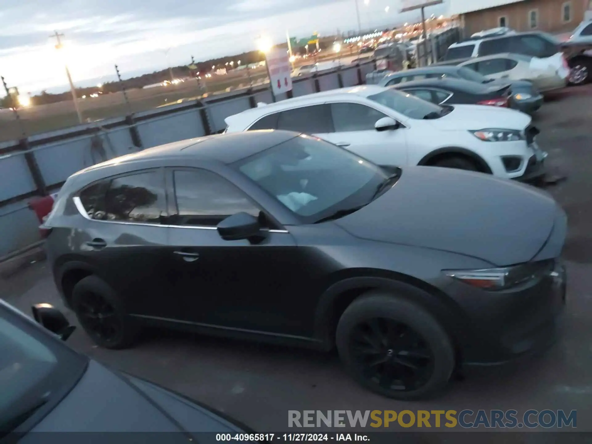13 fotografías del automóvil dañado JM3KFBDM2M1420916 MAZDA CX-5 2021