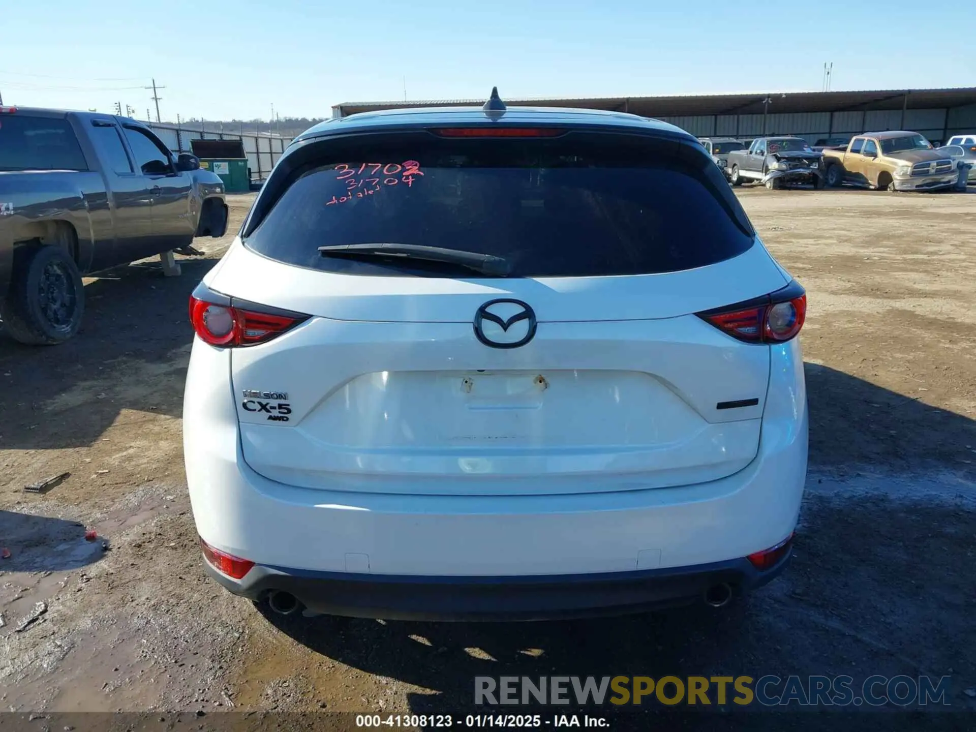 16 fotografías del automóvil dañado JM3KFBDM3M0417738 MAZDA CX-5 2021