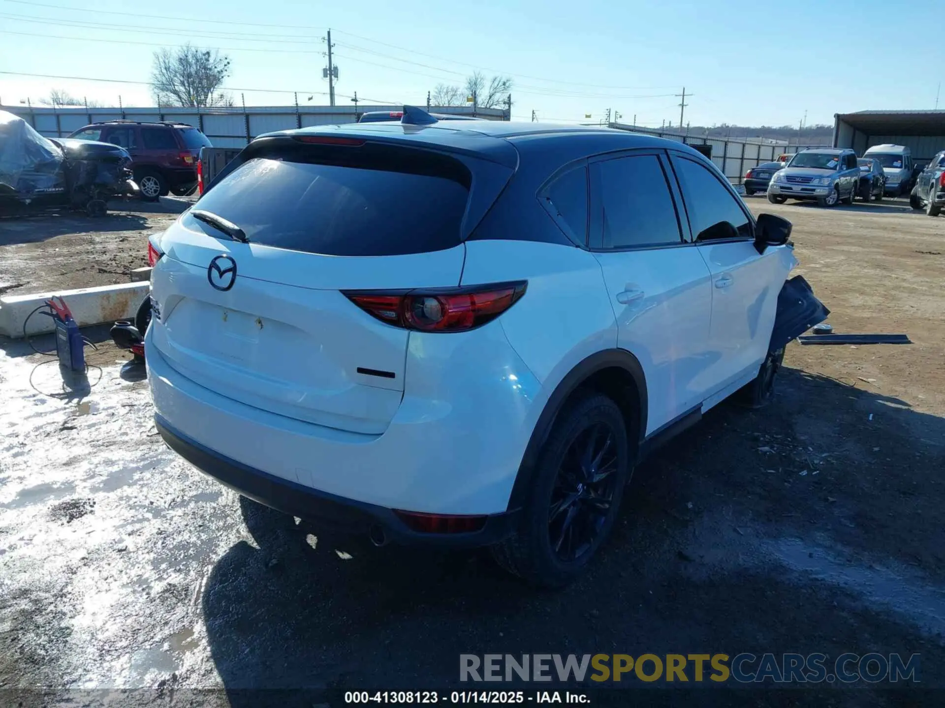 4 fotografías del automóvil dañado JM3KFBDM3M0417738 MAZDA CX-5 2021