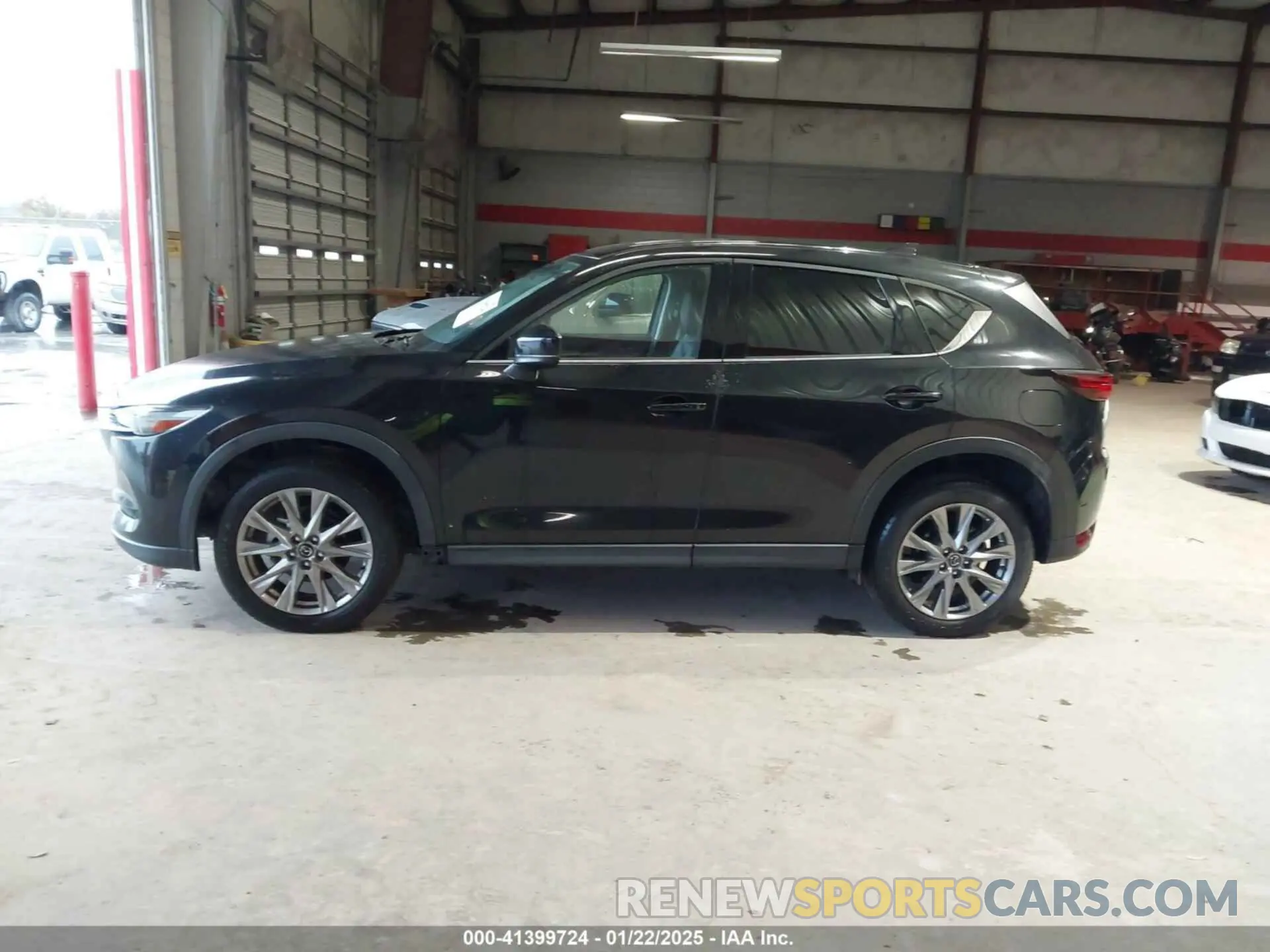 14 fotografías del automóvil dañado JM3KFBDM4M0327269 MAZDA CX-5 2021