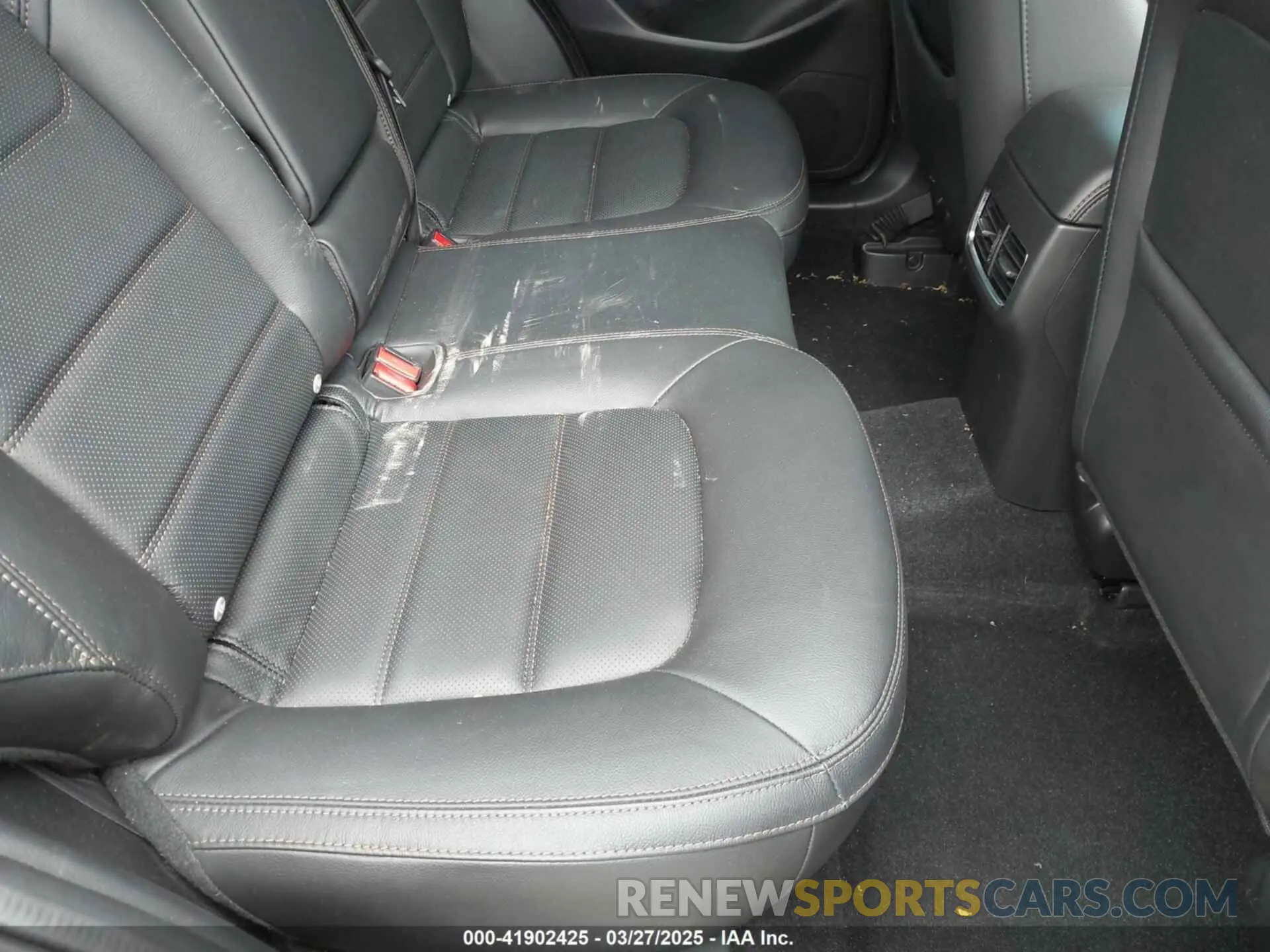 8 fotografías del automóvil dañado JM3KFBDM4M0371739 MAZDA CX-5 2021