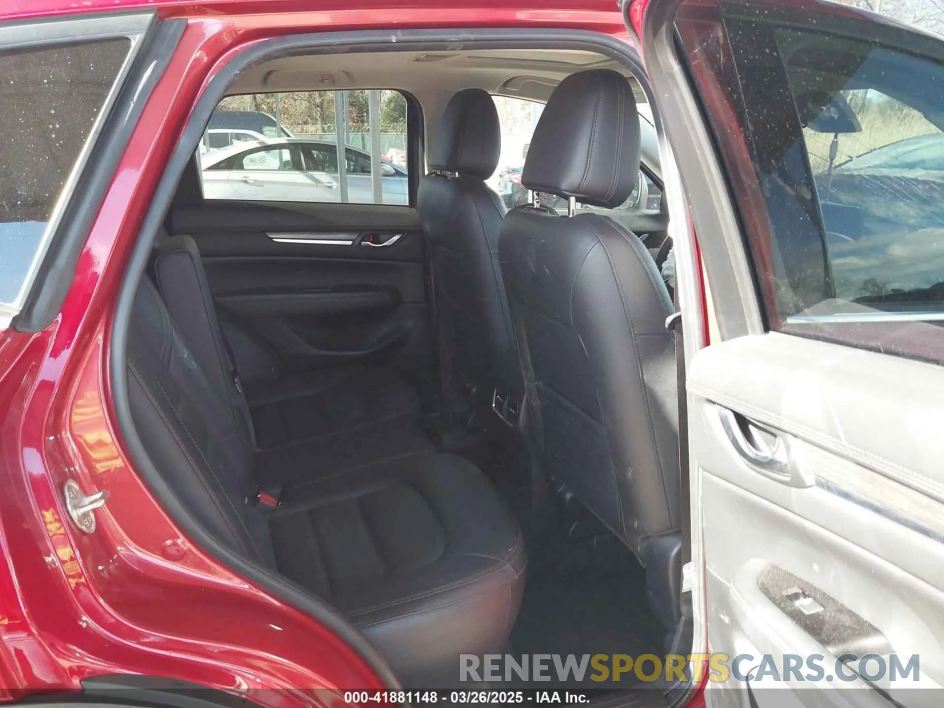 8 fotografías del automóvil dañado JM3KFBDM4M1335060 MAZDA CX-5 2021