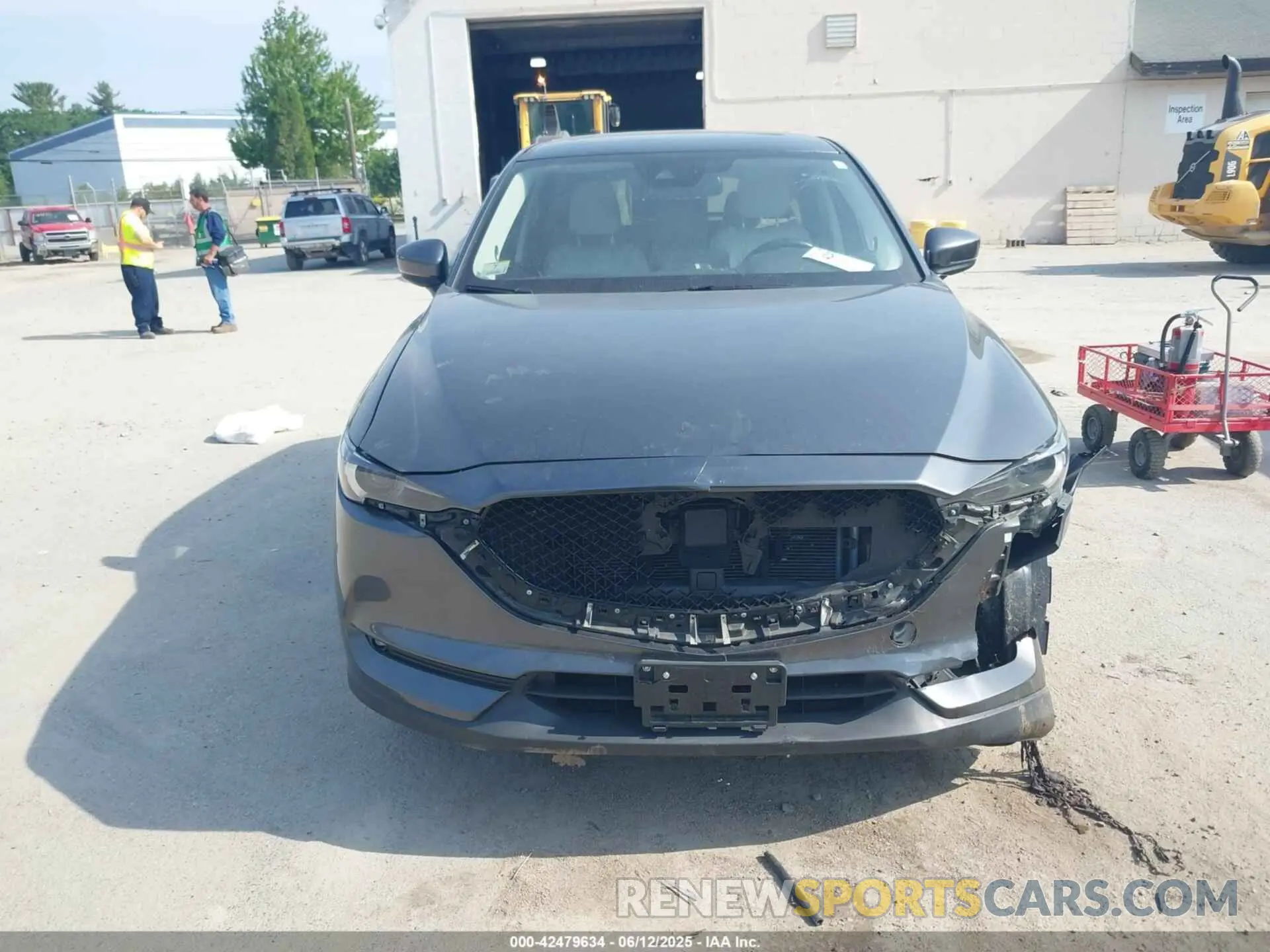 12 fotografías del automóvil dañado JM3KFBDM5M0436307 MAZDA CX-5 2021