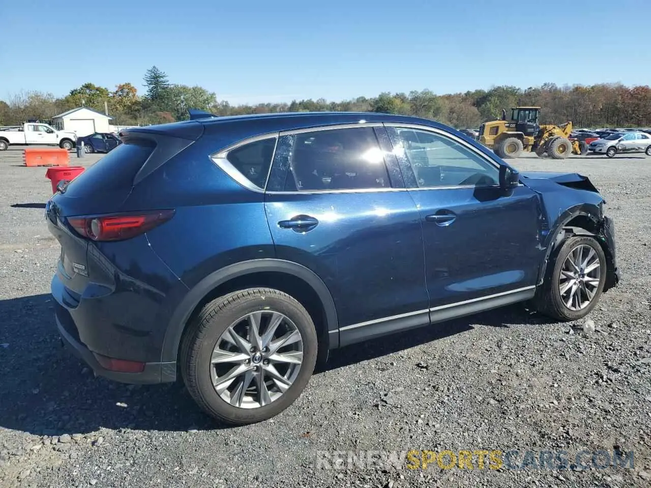 3 fotografías del automóvil dañado JM3KFBDM6M0364582 MAZDA CX-5 2021