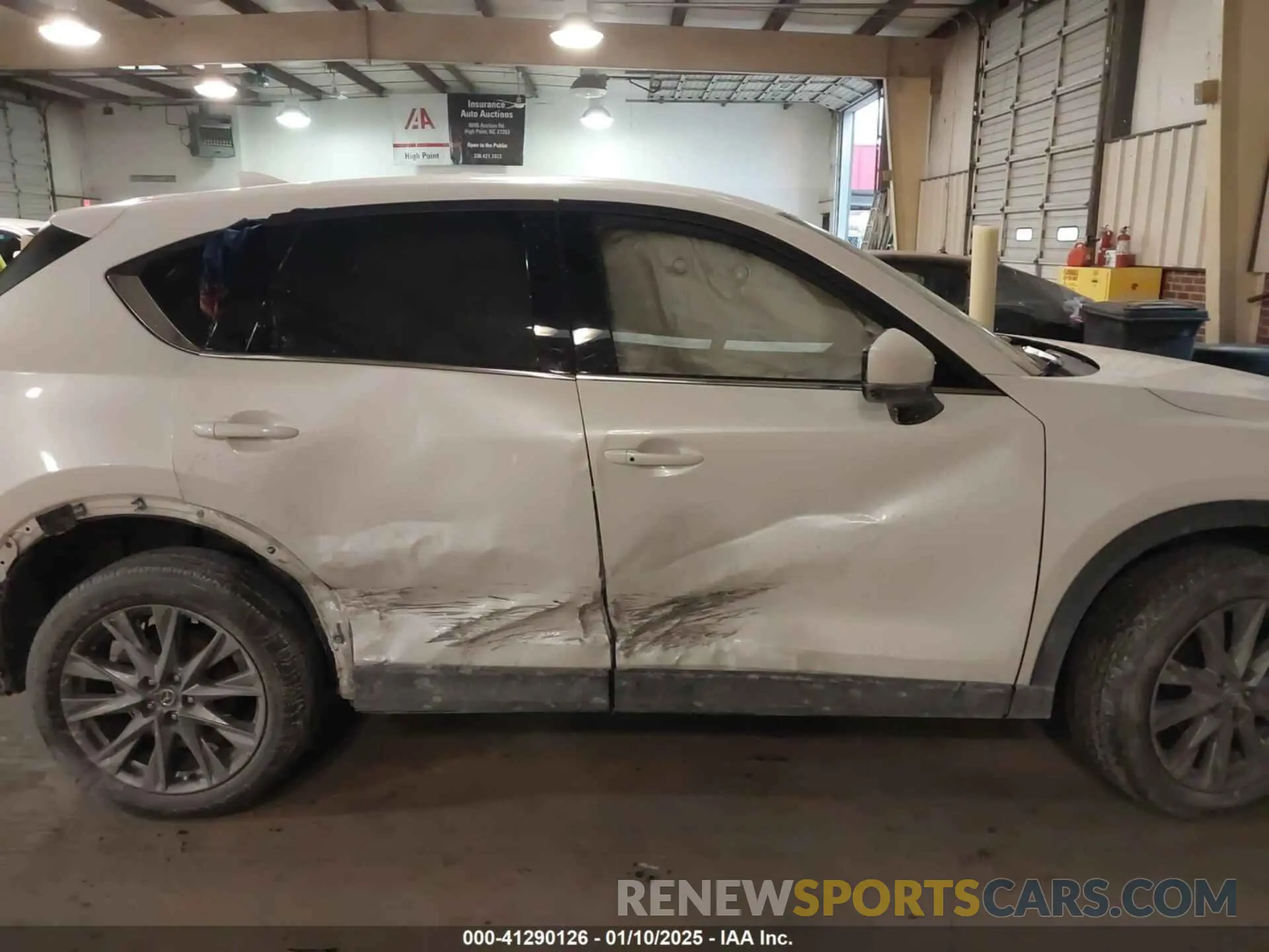 13 fotografías del automóvil dañado JM3KFBDM6M0378174 MAZDA CX-5 2021