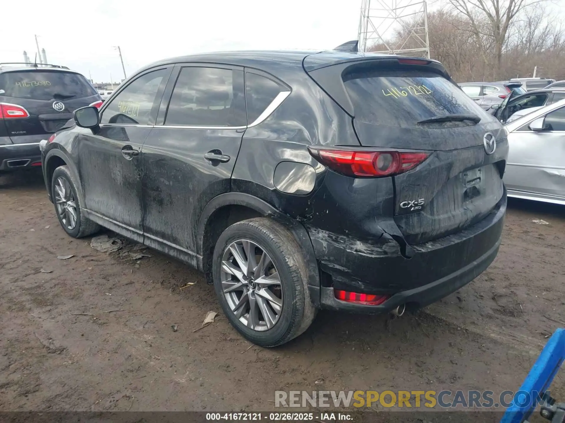 3 fotografías del automóvil dañado JM3KFBDM6M0451799 MAZDA CX-5 2021