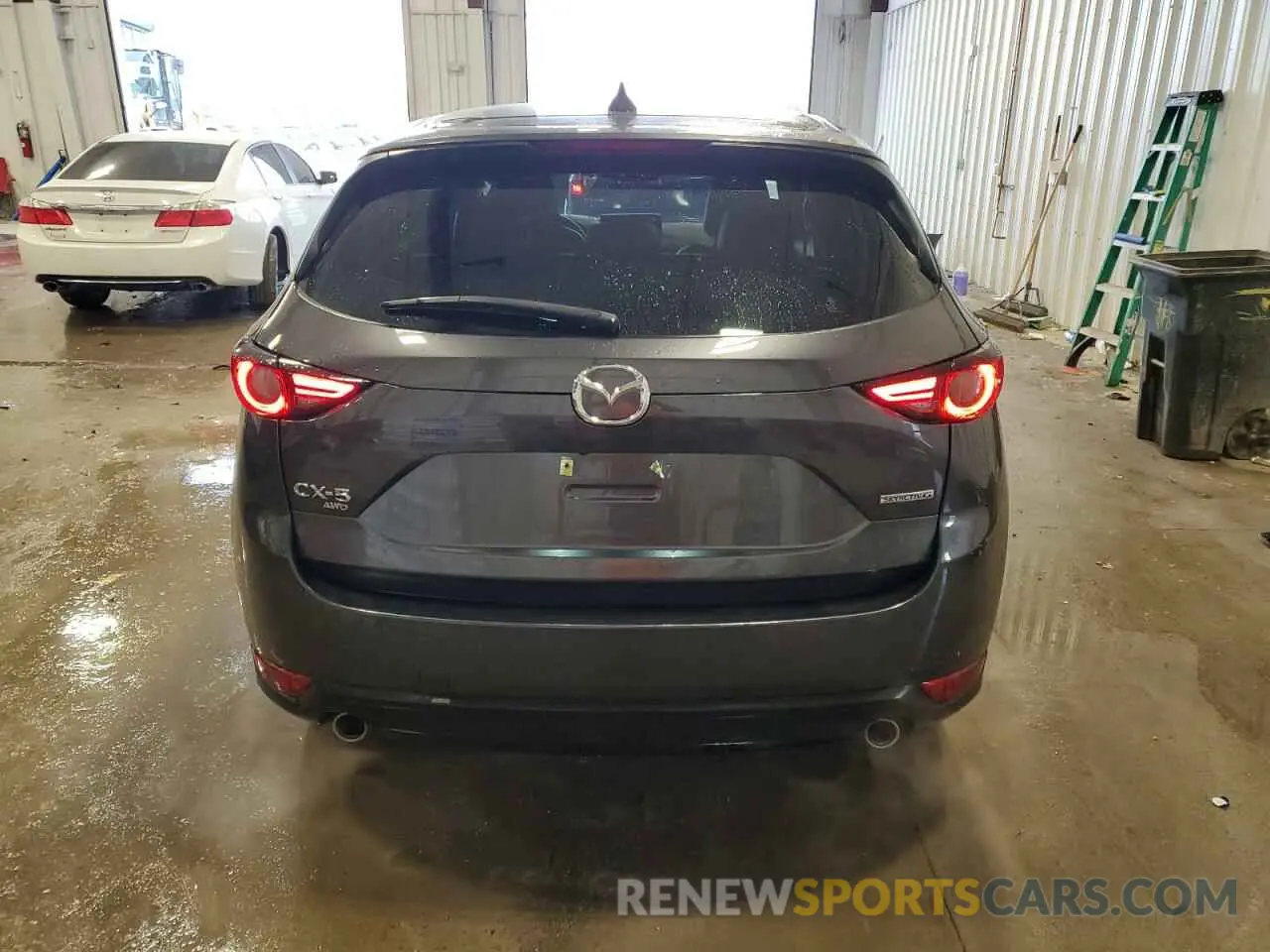 6 fotografías del automóvil dañado JM3KFBDM6M0478372 MAZDA CX-5 2021