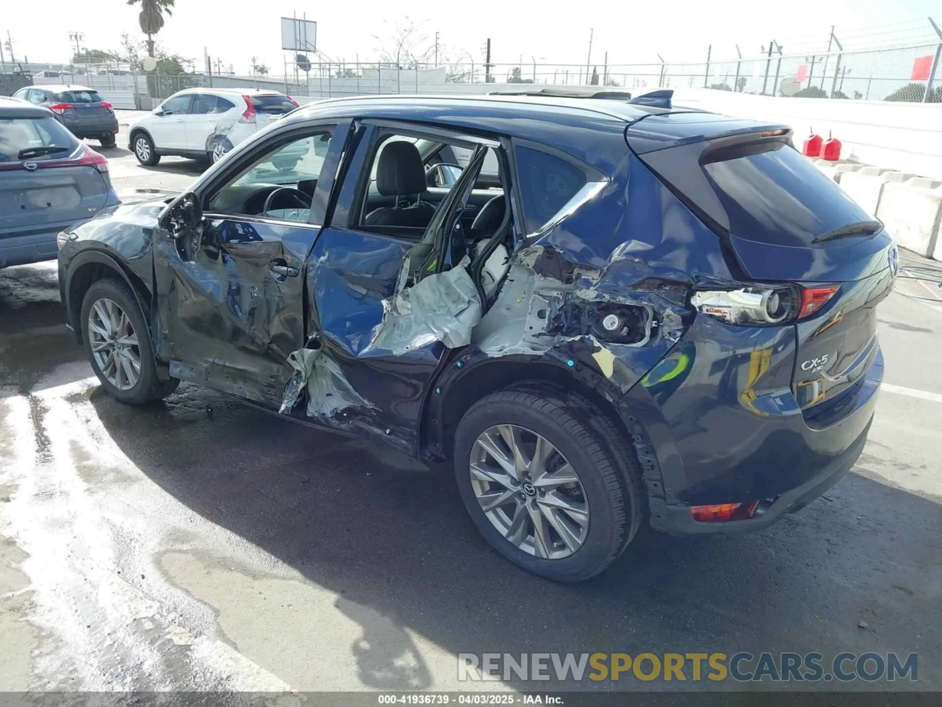 3 fotografías del automóvil dañado JM3KFBDM6M1312573 MAZDA CX-5 2021