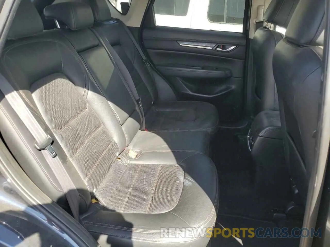 11 fotografías del automóvil dañado JM3KFBDM6M1343287 MAZDA CX-5 2021
