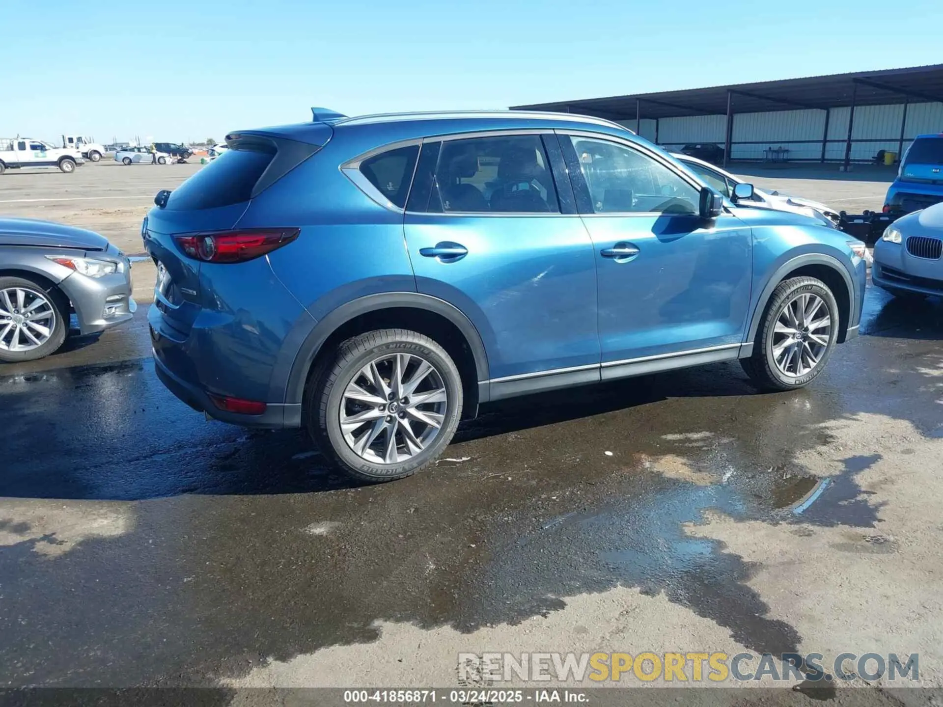 4 fotografías del automóvil dañado JM3KFBDM7M0311552 MAZDA CX-5 2021
