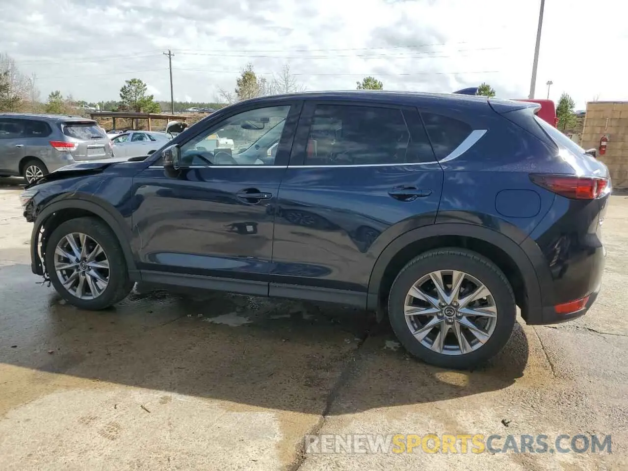 2 fotografías del automóvil dañado JM3KFBDM8M0489180 MAZDA CX-5 2021