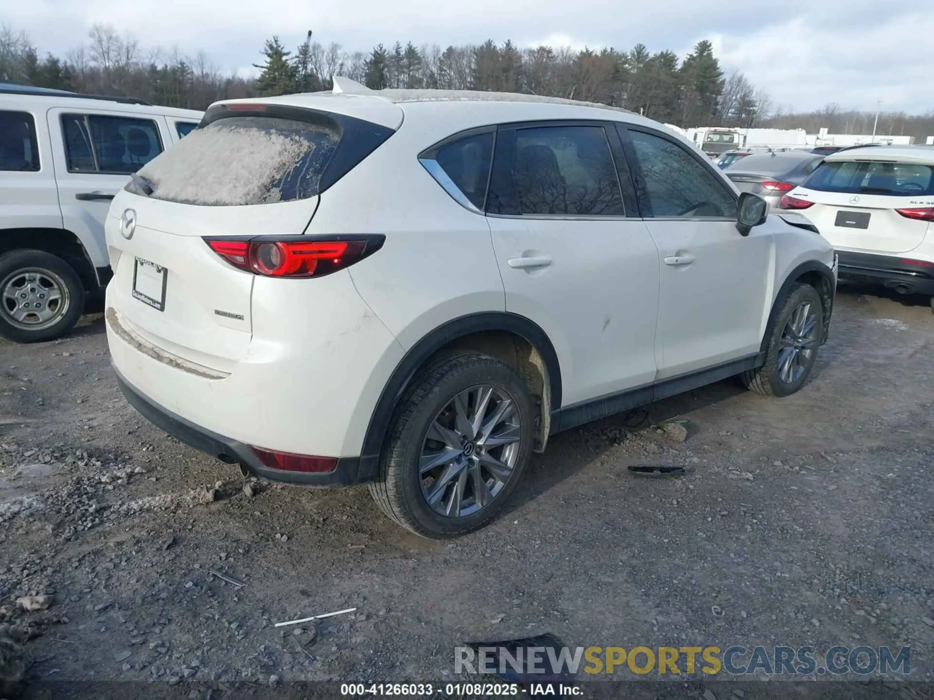 4 fotografías del automóvil dañado JM3KFBDM8M0493892 MAZDA CX-5 2021