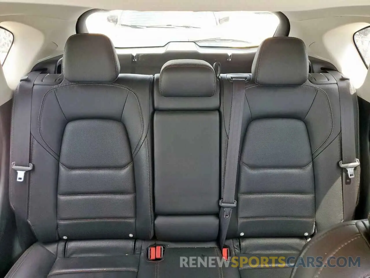 10 fotografías del automóvil dañado JM3KFBDM8M1434318 MAZDA CX-5 2021