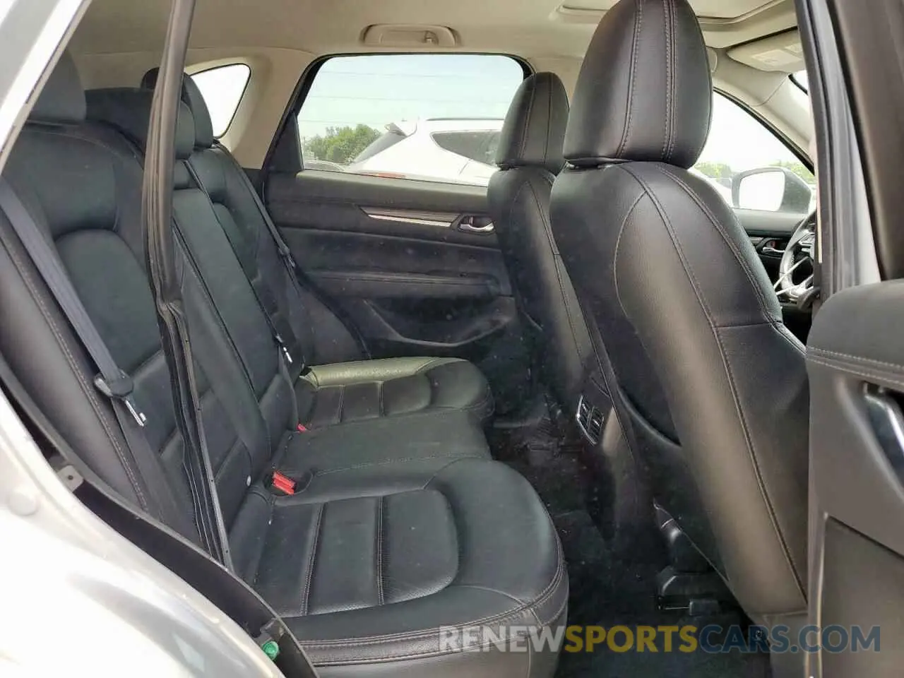 11 fotografías del automóvil dañado JM3KFBDM8M1434318 MAZDA CX-5 2021
