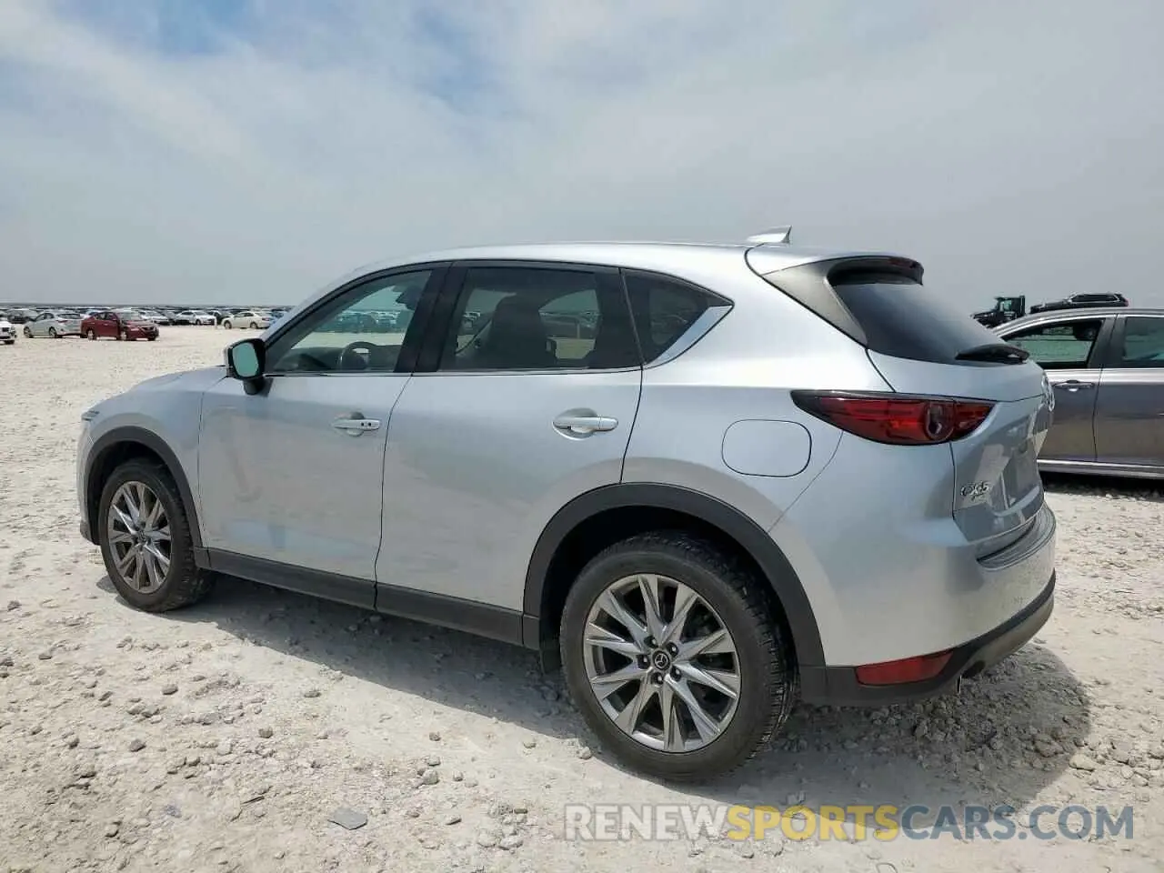 2 fotografías del automóvil dañado JM3KFBDM8M1434318 MAZDA CX-5 2021