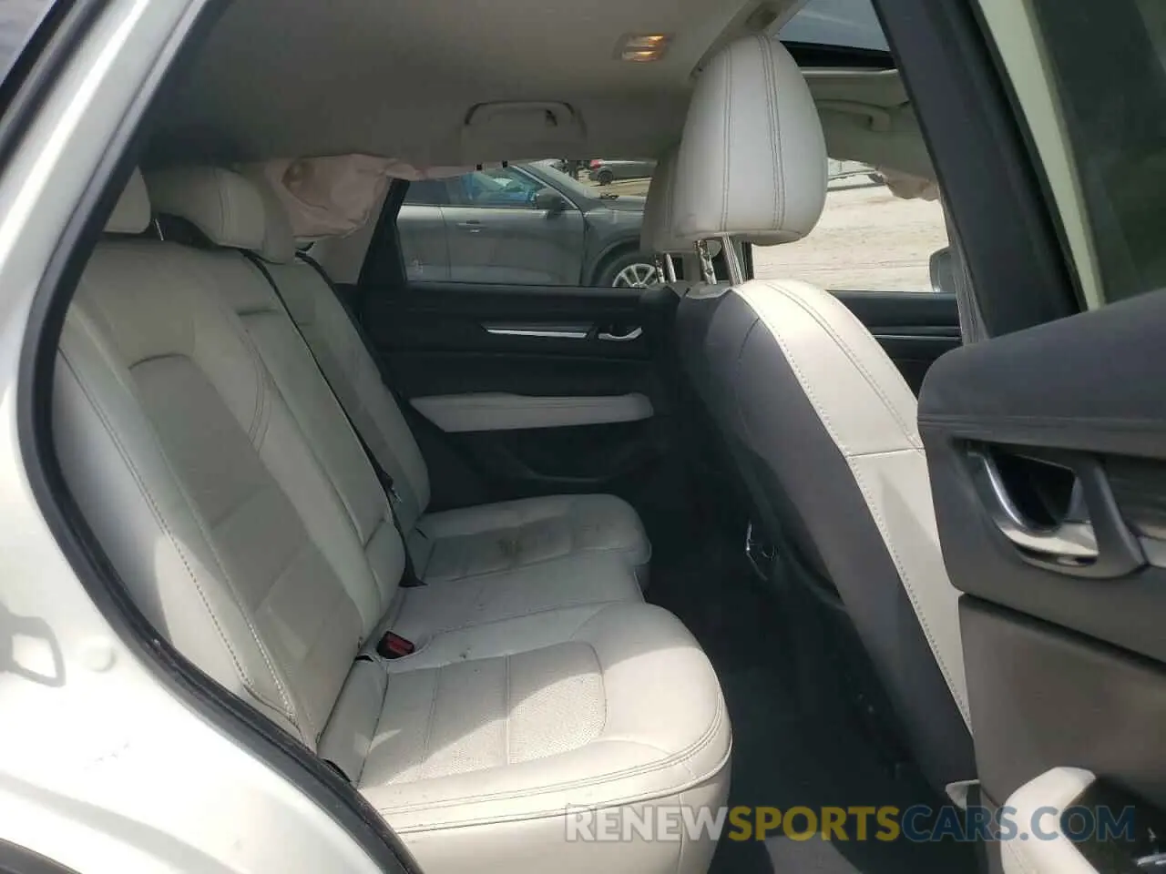 11 fotografías del automóvil dañado JM3KFBDM8M1437610 MAZDA CX-5 2021