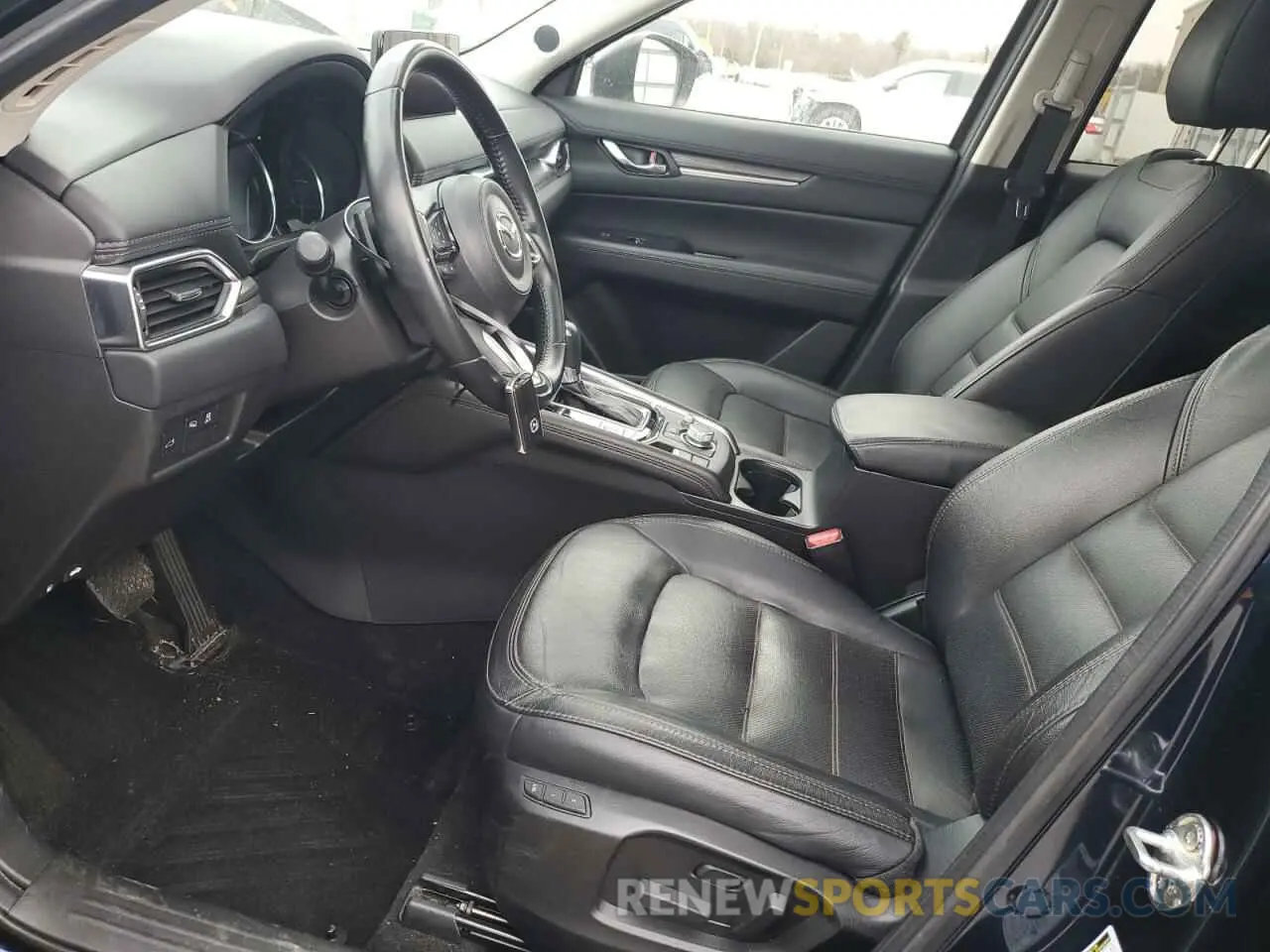 7 fotografías del automóvil dañado JM3KFBDM9M1340108 MAZDA CX-5 2021